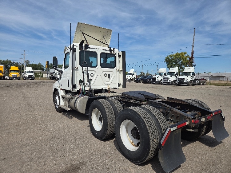 2020 Freightliner in Jackson, MI — photo 5