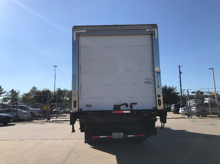 2020 Freightliner M2 106 in Katy, TX — photo 7