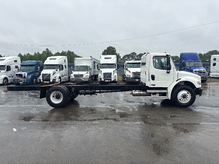 2025 Freightliner in Concord, NC — photo 10