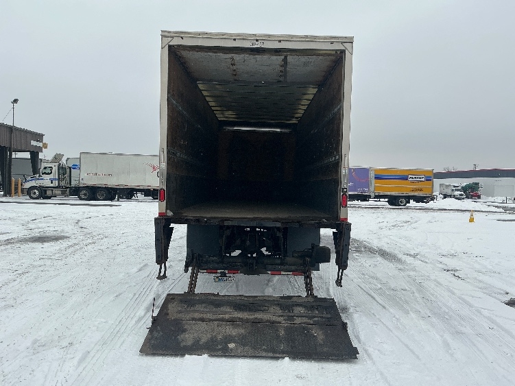 2020 Freightliner eM2 in Dayton, OH — photo 9