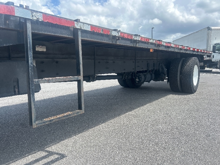 2020 Freightliner eM2 in Ocala, FL — photo 5