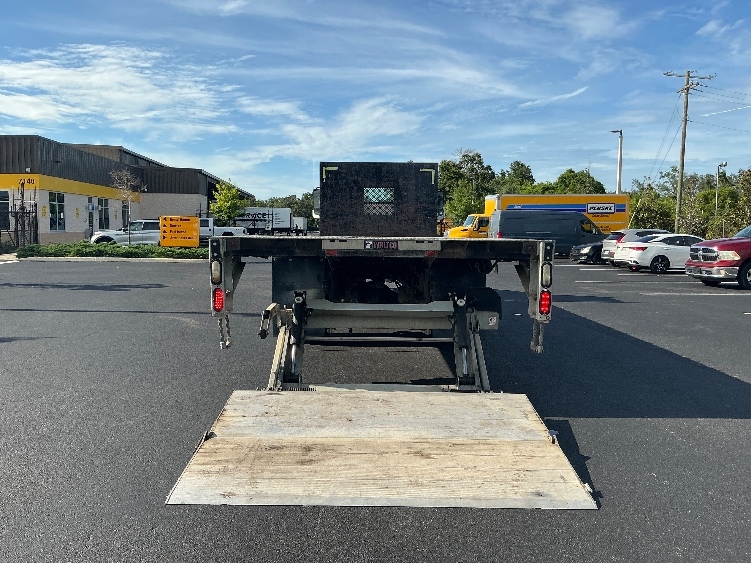 2019 Freightliner M2 106 in Tampa, FL — photo 7