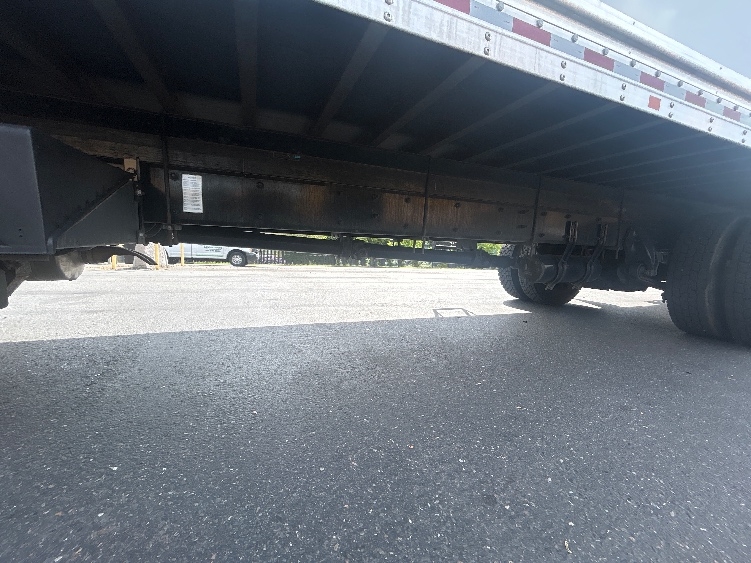 2019 Freightliner M2 106 in Portland, OR — photo 5