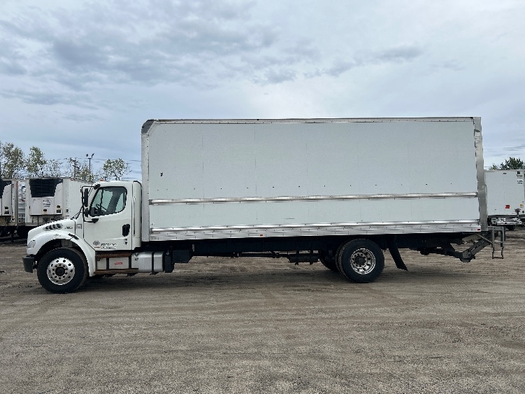 2019 Freightliner eM2 in Londonderry, NH — photo 4