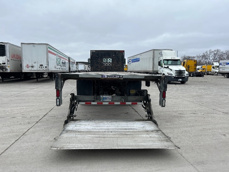 2019 Freightliner M2 106 in Kansas City, MO — photo 9