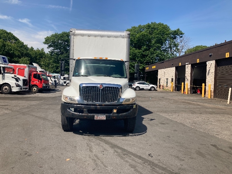 2019 International 4300 in Franklin, MA — photo 2