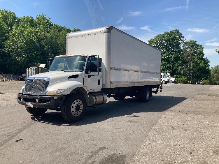 2019 International 4300 in Franklin, MA — photo 3