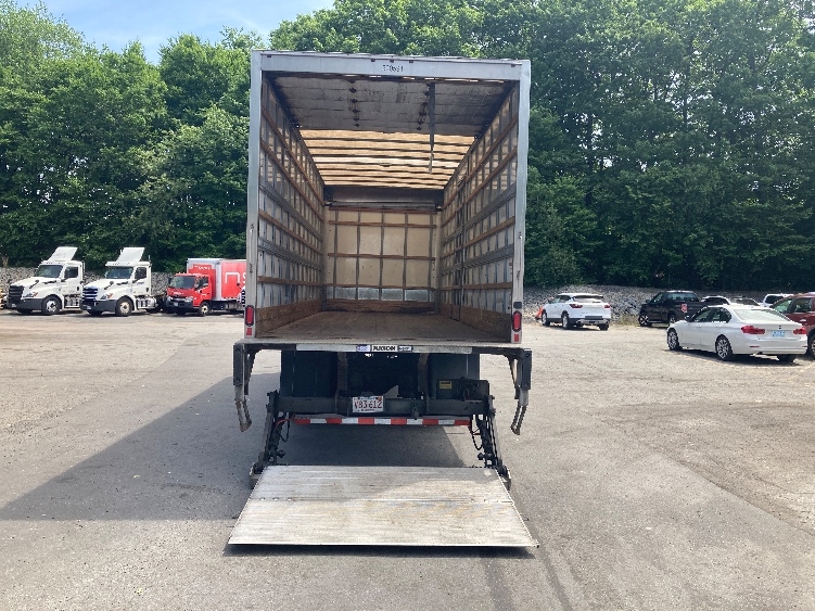 2019 International 4300 in Franklin, MA — photo 9