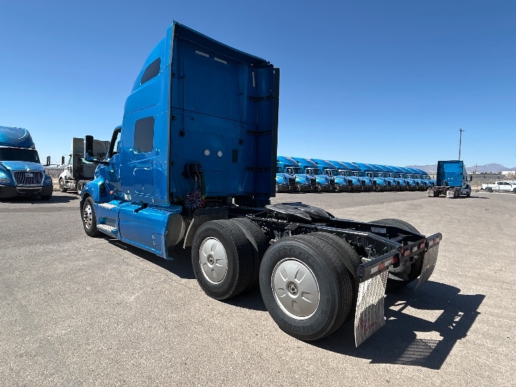 2021 International LT in El Paso, TX — photo 5