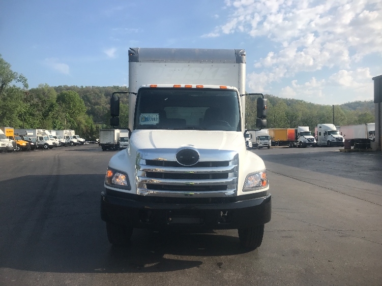 2019 Hino 268 in Pittsburgh, PA — photo 2