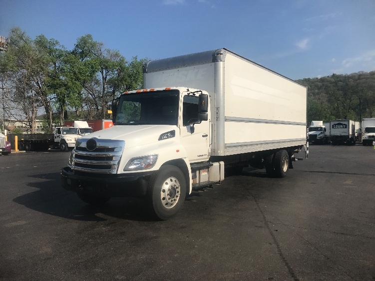 2019 Hino 268 in Pittsburgh, PA — photo 3