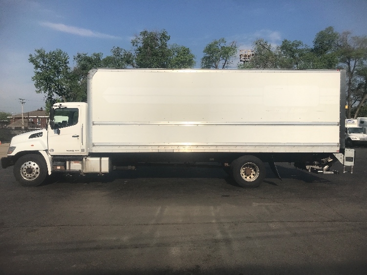 2019 Hino 268 in Pittsburgh, PA — photo 4