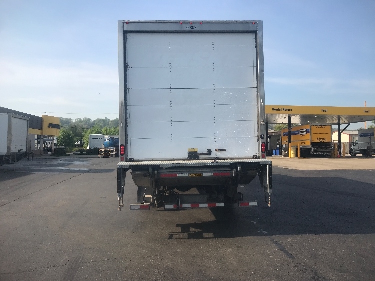 2019 Hino 268 in Pittsburgh, PA — photo 7