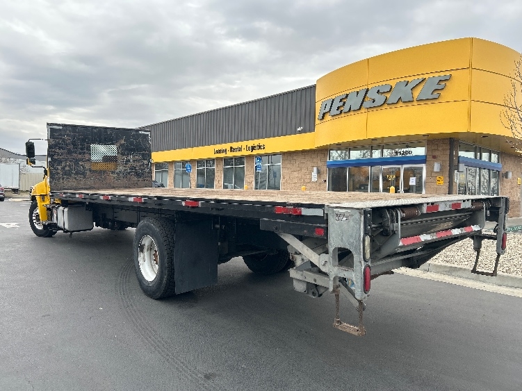 2019 Hino 268 in Sun Valley, CA — photo 6