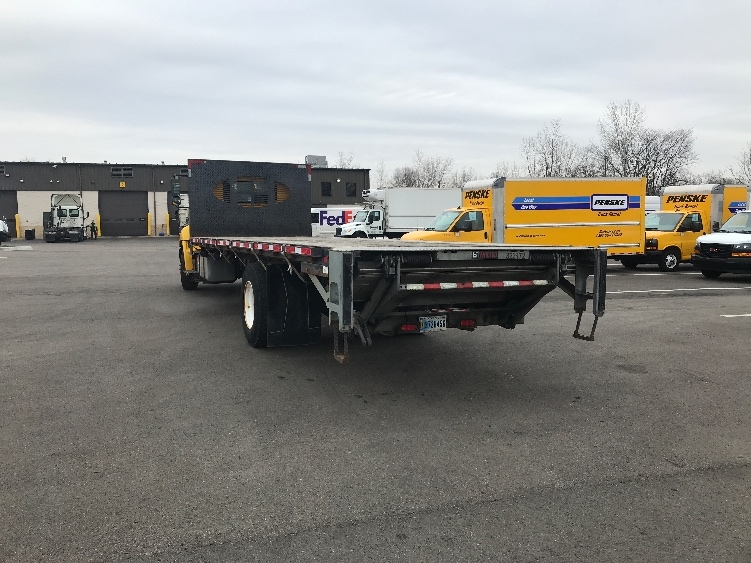 2019 Hino 268 in Indianapolis, IN — photo 6