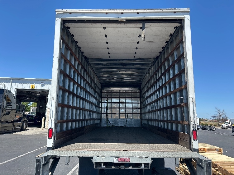 2020 International MV in Jacksonville, FL — photo 8