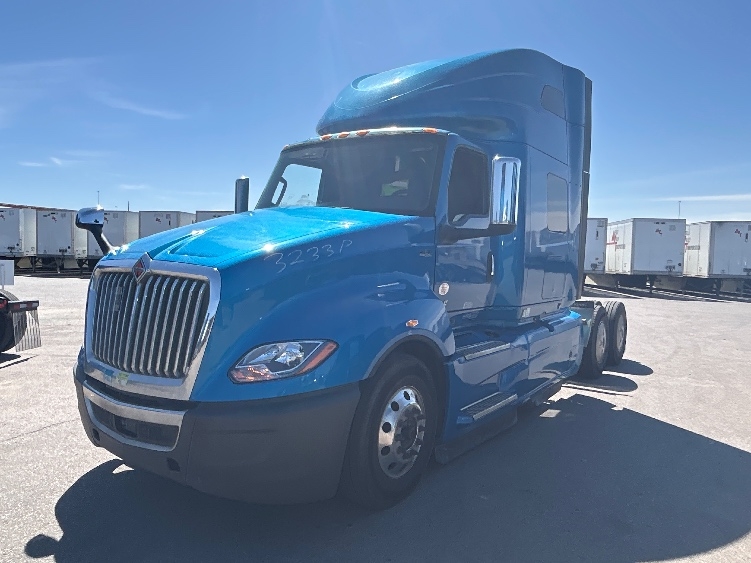 2021 International LT in El Paso, TX — photo 3