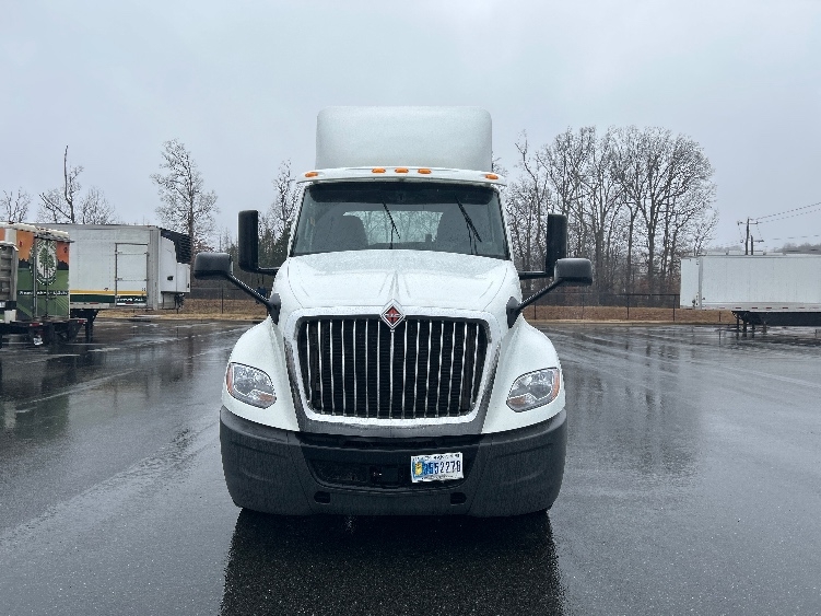2019 International LT in Greensboro, NC — photo 2
