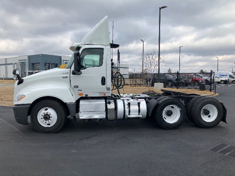 2019 International LT in Madison, AL — photo 4