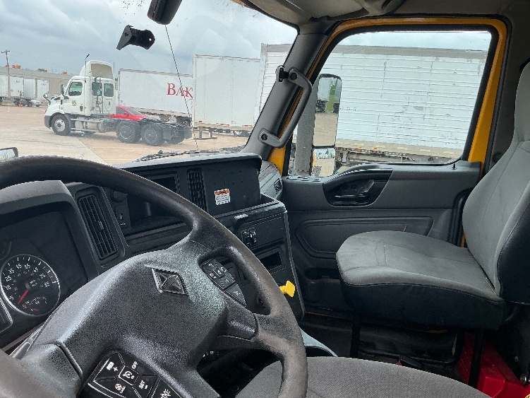 2019 International LT in Fort Worth, TX — photo 10