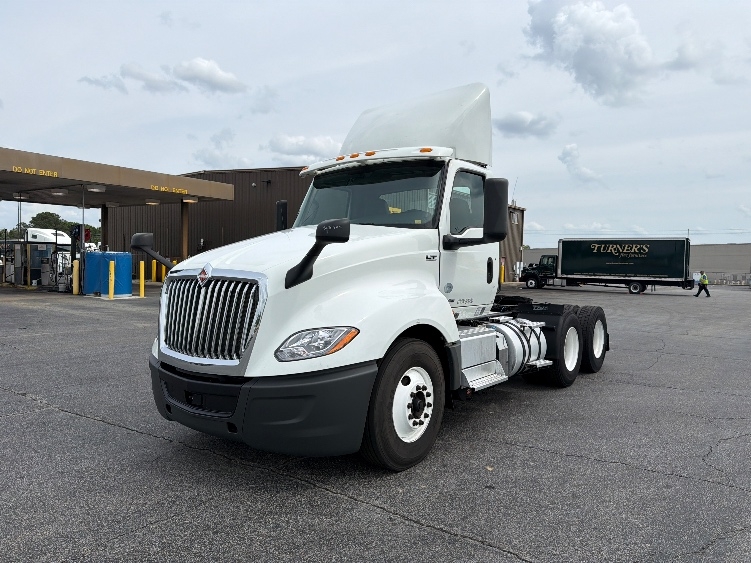 2019 International LT in Tifton, GA — photo 3