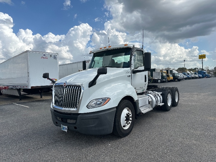 2019 International LT in Tifton, GA — photo 3