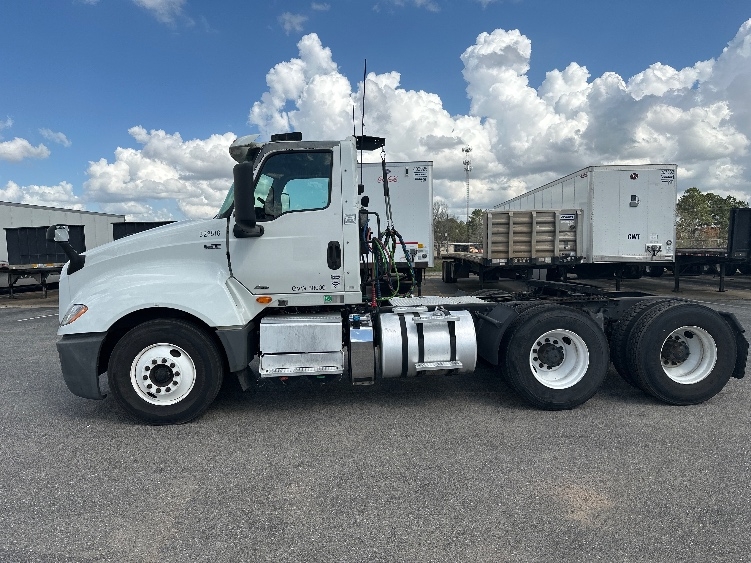 2019 International LT in Tifton, GA — photo 4
