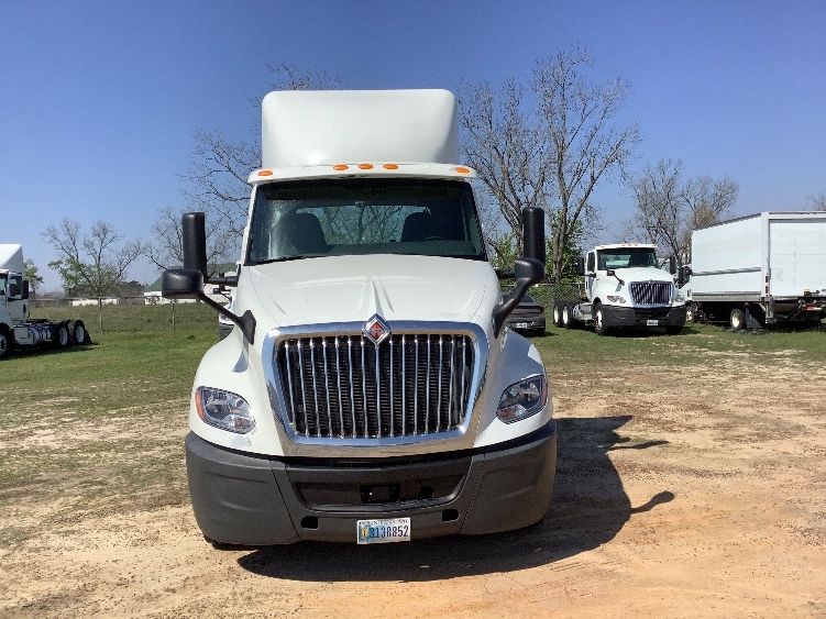 2019 International LT in Tifton, GA — photo 2