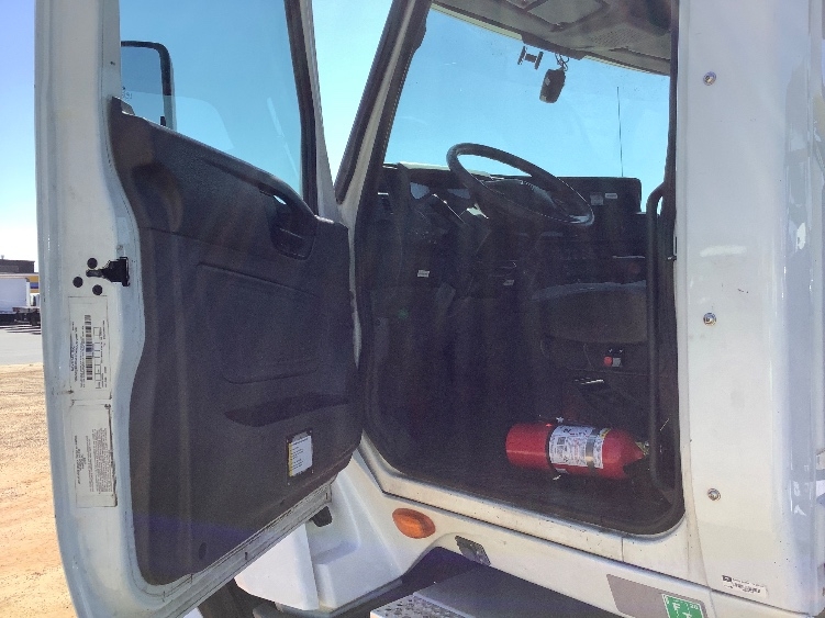 2019 International LT in Tifton, GA — photo 9