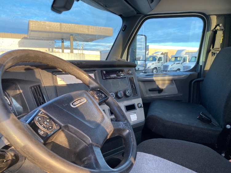2019 Freightliner in Parkersburg, WV — photo 10