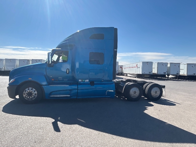 2021 International LT in El Paso, TX — photo 4