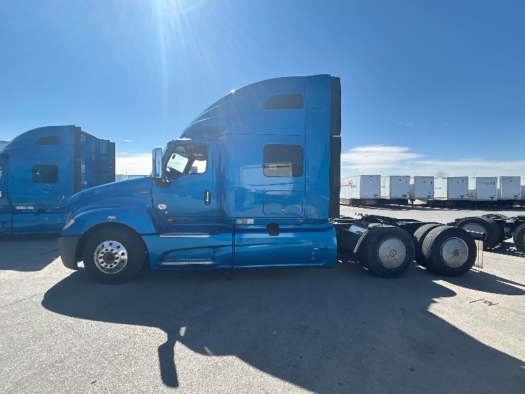 2021 International LT in El Paso, TX — photo 4