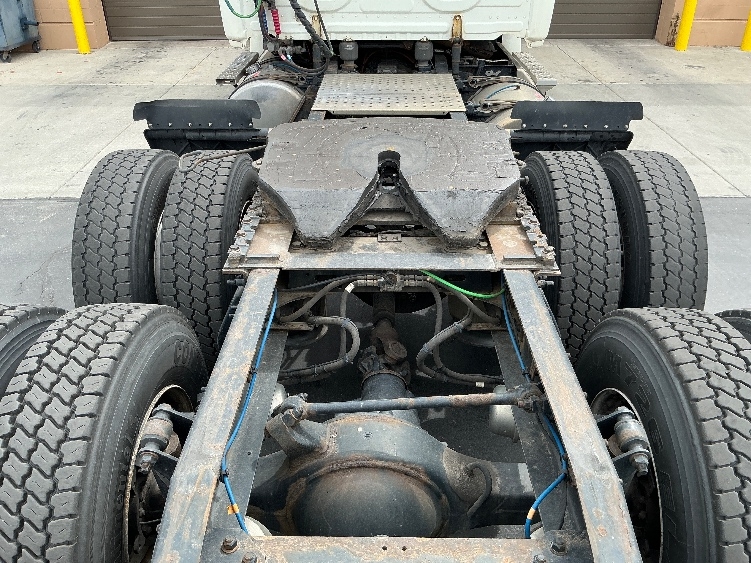 2019 Freightliner Cascadia in Ogden, UT — photo 6
