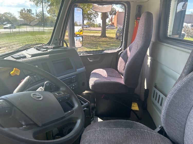2019 Volvo in Ocala, FL — photo 10