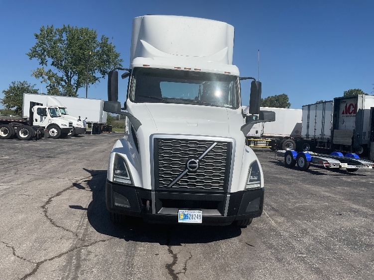 2019 Volvo in Kansas City, MO — photo 2