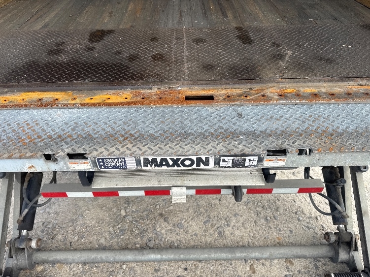 2019 Freightliner eM2 in Newark, OH — photo 10