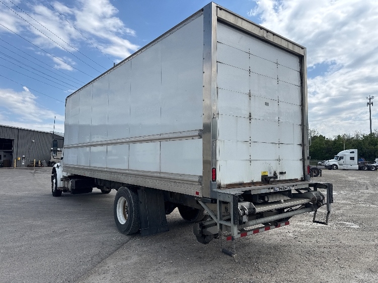 2019 Freightliner eM2 in Newark, OH — photo 6