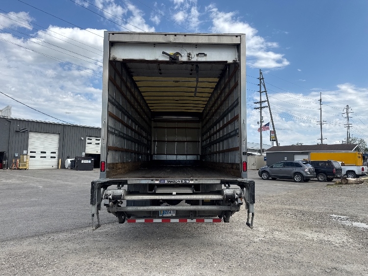 2019 Freightliner eM2 in Newark, OH — photo 8