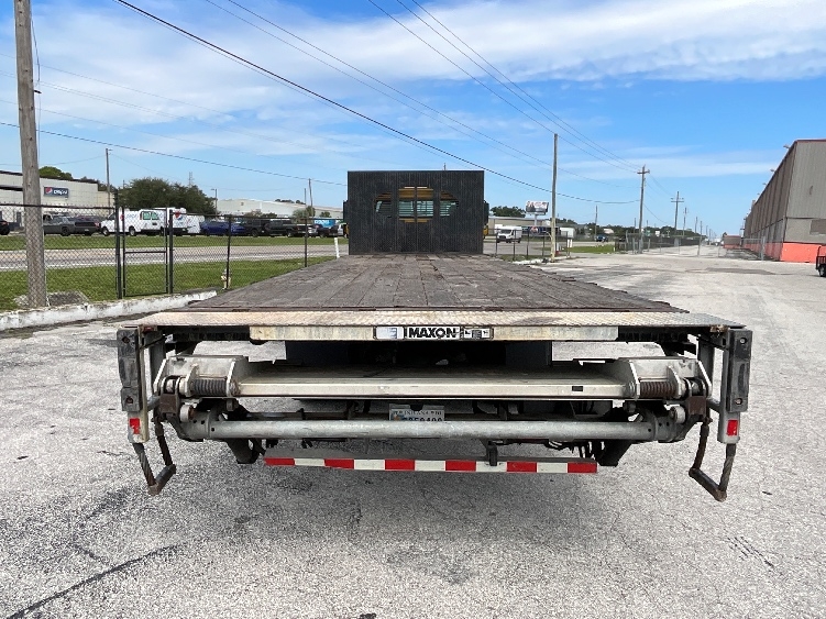 2019 Freightliner M2 106 in Tampa, FL — photo 7