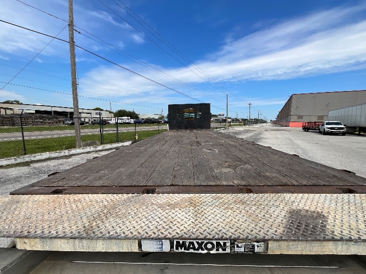 2019 Freightliner M2 106 in Tampa, FL — photo 8