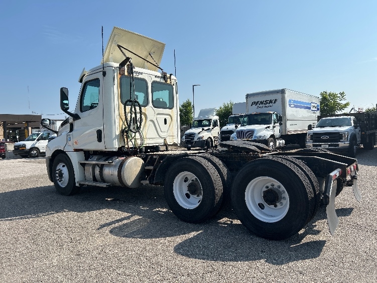 2019 Freightliner in Flint, MI — photo 5