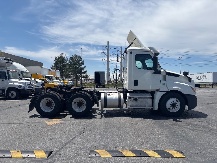 2019 Freightliner Cascadia in Salt Lake City, UT — photo 8