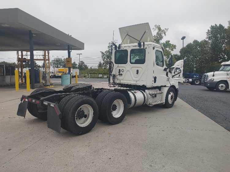 2019 Freightliner Cascadia in Charlotte, NC — photo 7