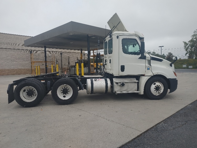2019 Freightliner Cascadia in Charlotte, NC — photo 8