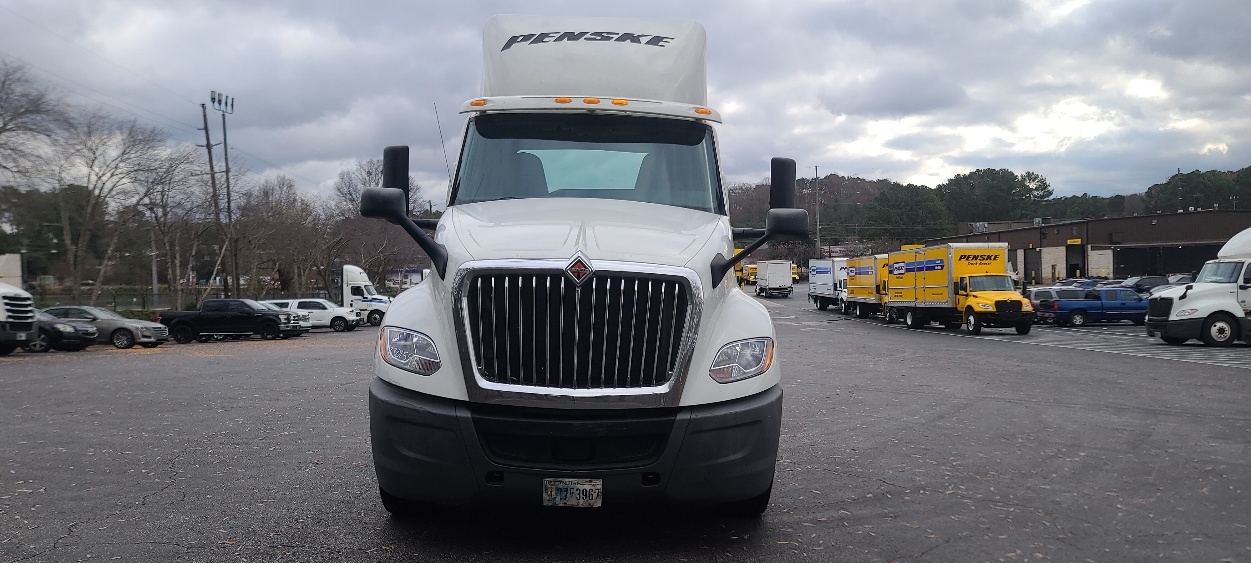 2019 International LT in Atlanta, GA — photo 2