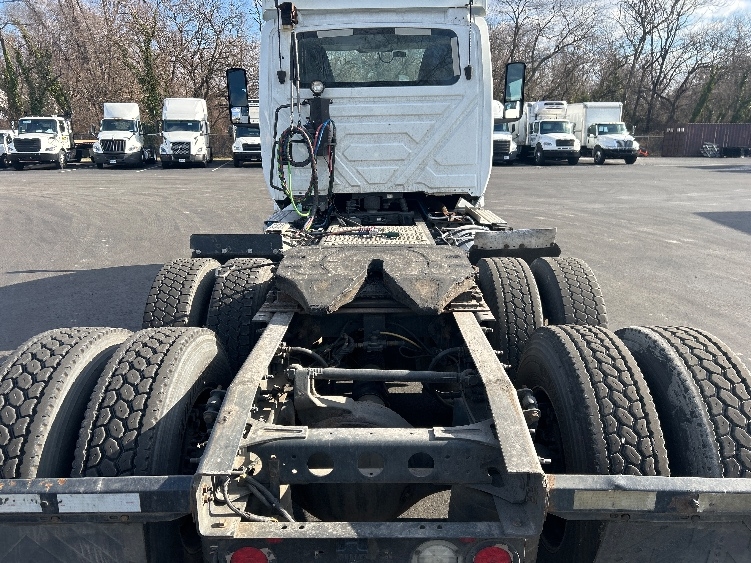 2019 International LT in Pennsauken, NJ — photo 6