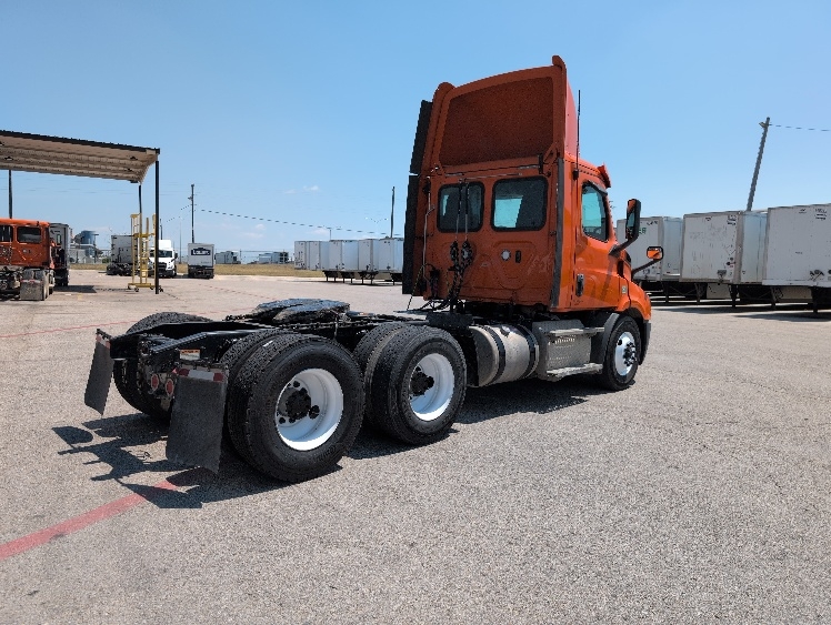 2019 Freightliner in San Antonio, TX — photo 7