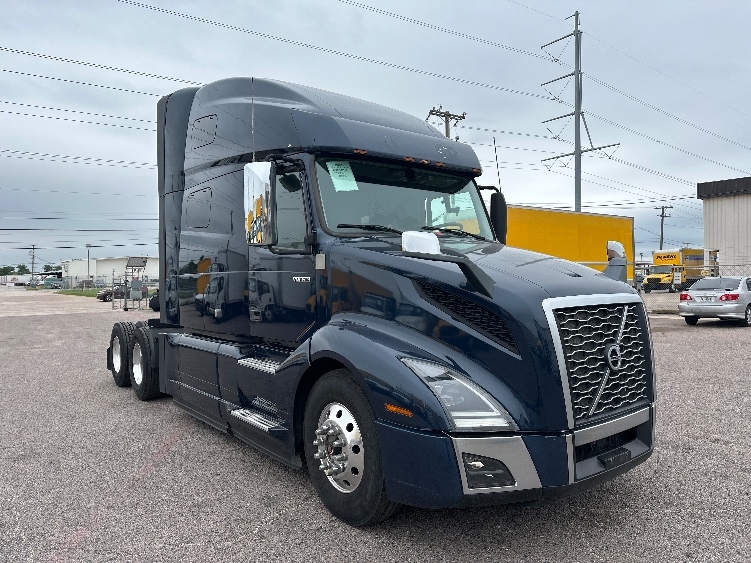 2020 Volvo VNL 760