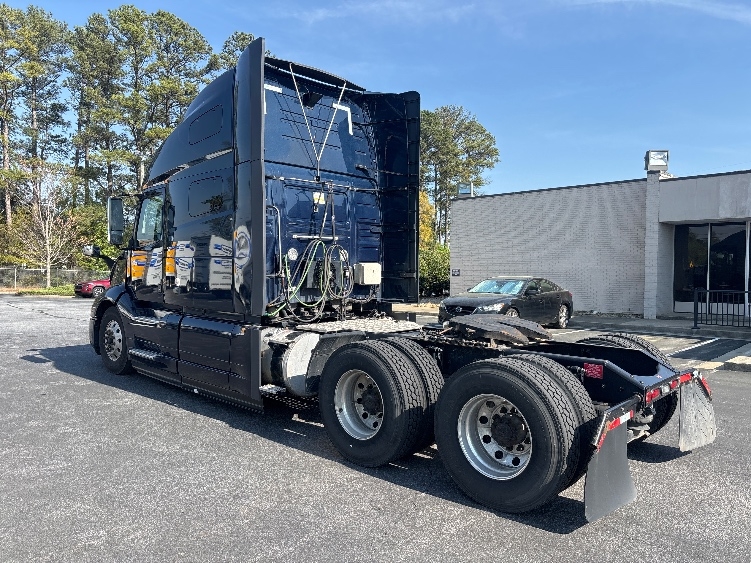 2020 Volvo VNL 760 in Spartanburg, SC — photo 5