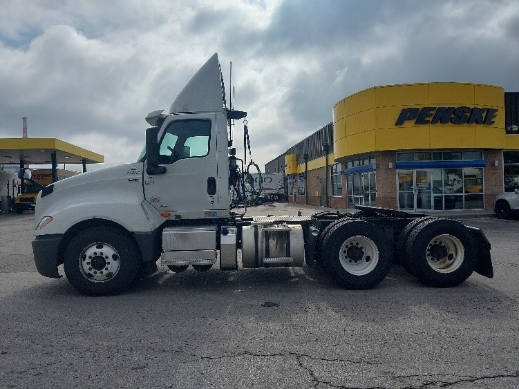 2019 International LT in Kansas City, MO — photo 4